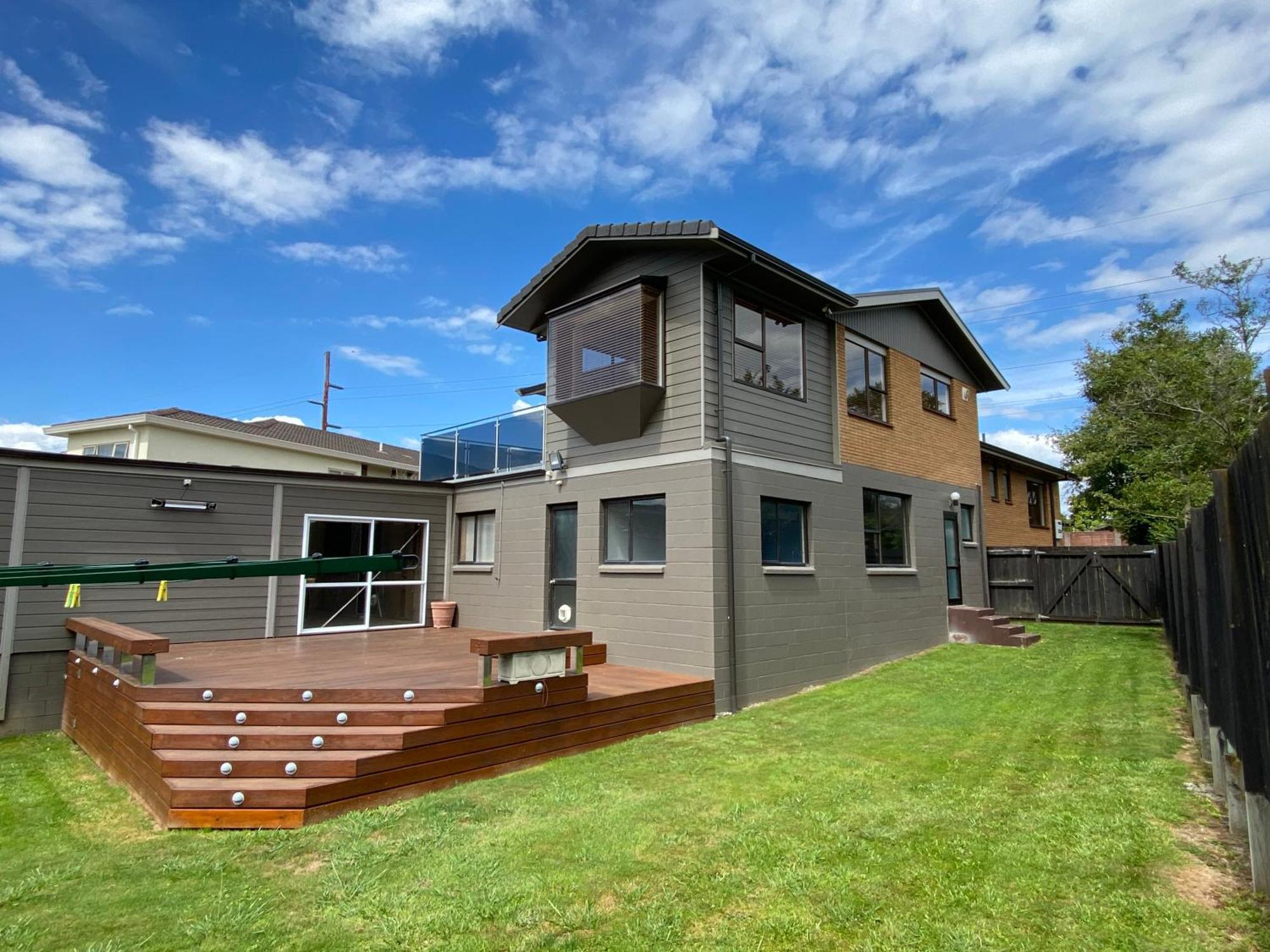 Spacious Retreat With Mountain View 罗托鲁阿 外观 照片