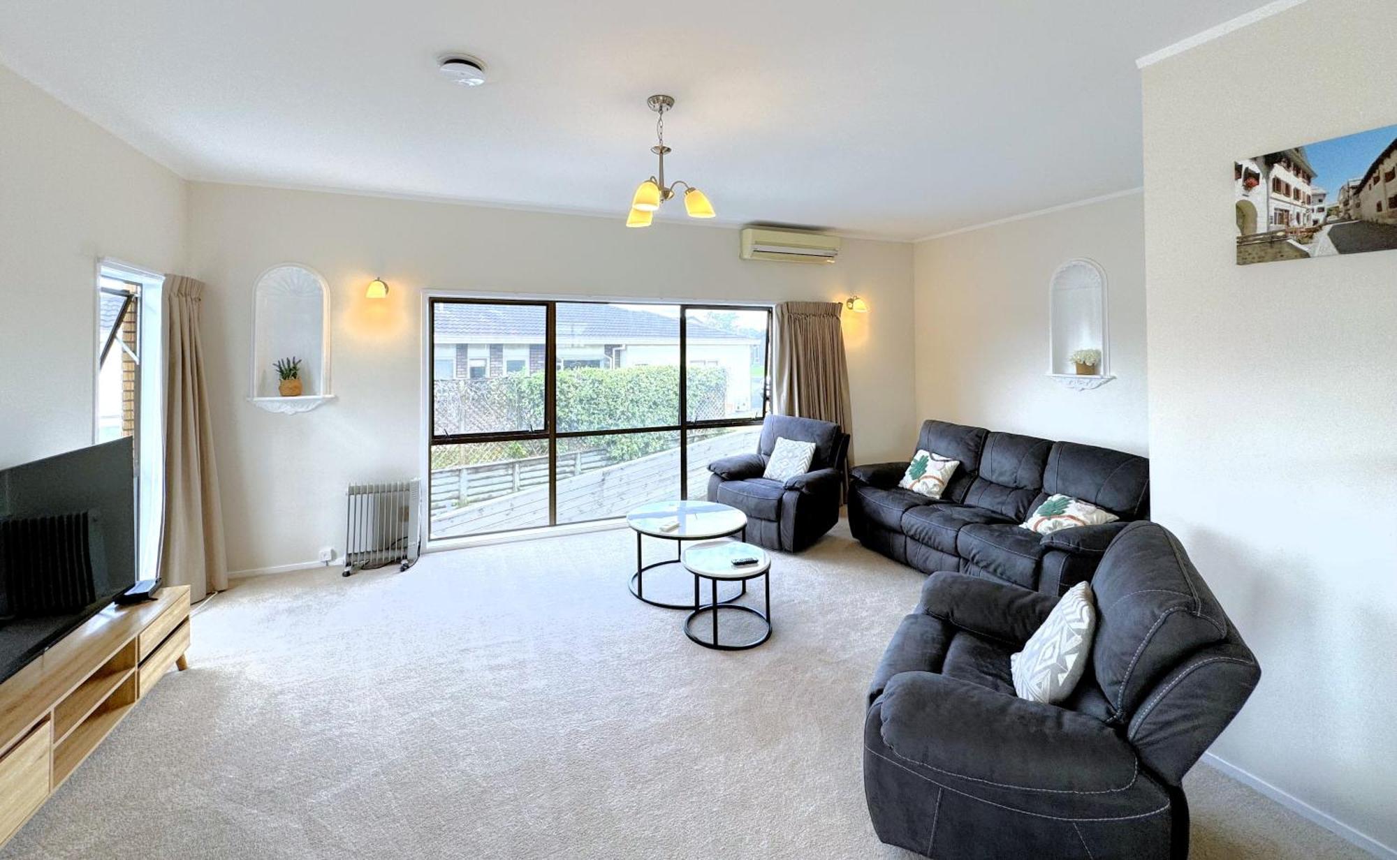 Spacious Retreat With Mountain View 罗托鲁阿 外观 照片